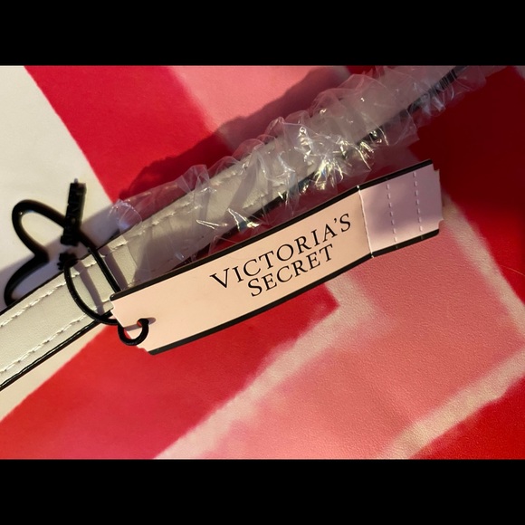 Fabulous 2 piece Victoria Secret bag set - Picture 4 of 4